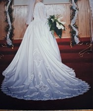 Vintage Wedding Gown 1993, Size 10/12