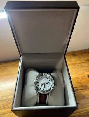 Reloj Gucci YA126231 G-Timeless Sport