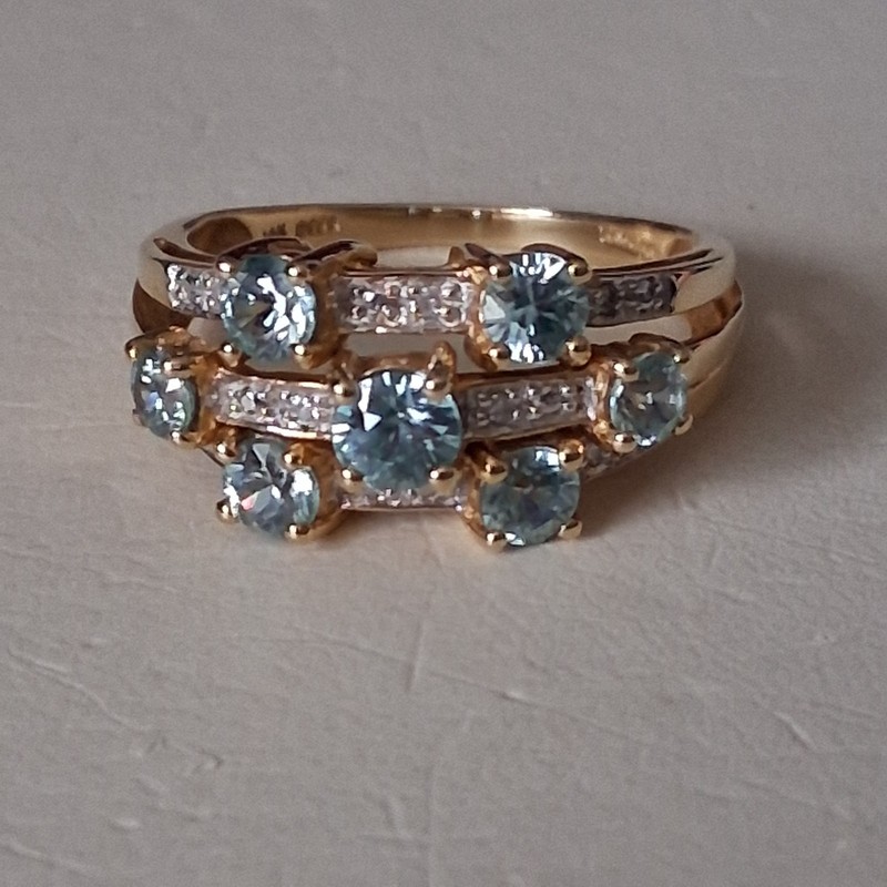 14k Yellow Gold Blue Topaz Ring with Diamonds ? sz 8.25 , 3.83g