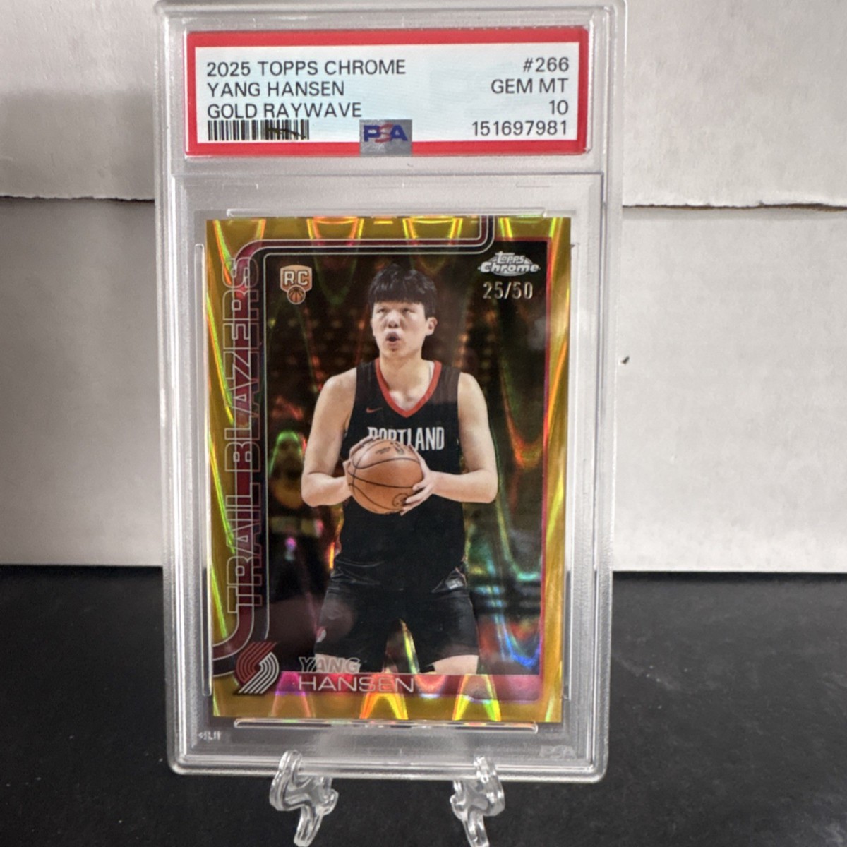 2025-26 Topps Chrome - Yang Hansen #266 Gold RayWave Refractor /50 