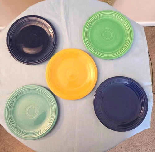 5 VINTAGE FIESTA WARE SALAD DESSERT PLATES 1936-1969 ASST'D COLORS 7"