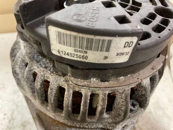 Generatore VOLVO V70 II SW 2.4 Diesel 136kw 2006 27080475 - Immagine 2 di 4