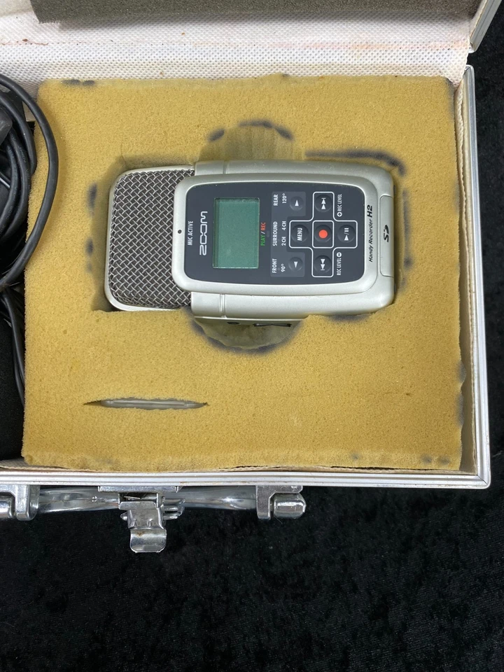 Zoom H2 Handy Recorder mit Zubehör im Alukoffer tragbar Audioaufnahme - Bild 4 von 4