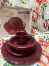 Fiesta Retired 5-Piece Place Setting CINNABAR Fiestaware Set in Box USA NEW