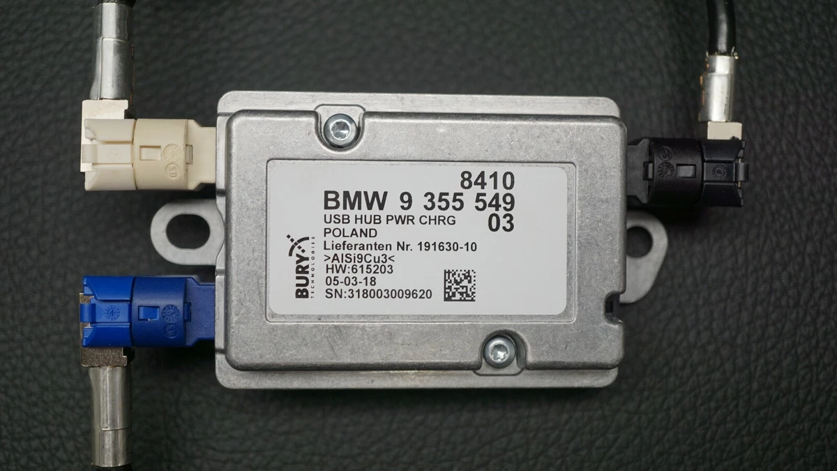 GENUINE BMW USB HUB 1 2 3 4 5 6 7 8 X F G SERIES 9355549 