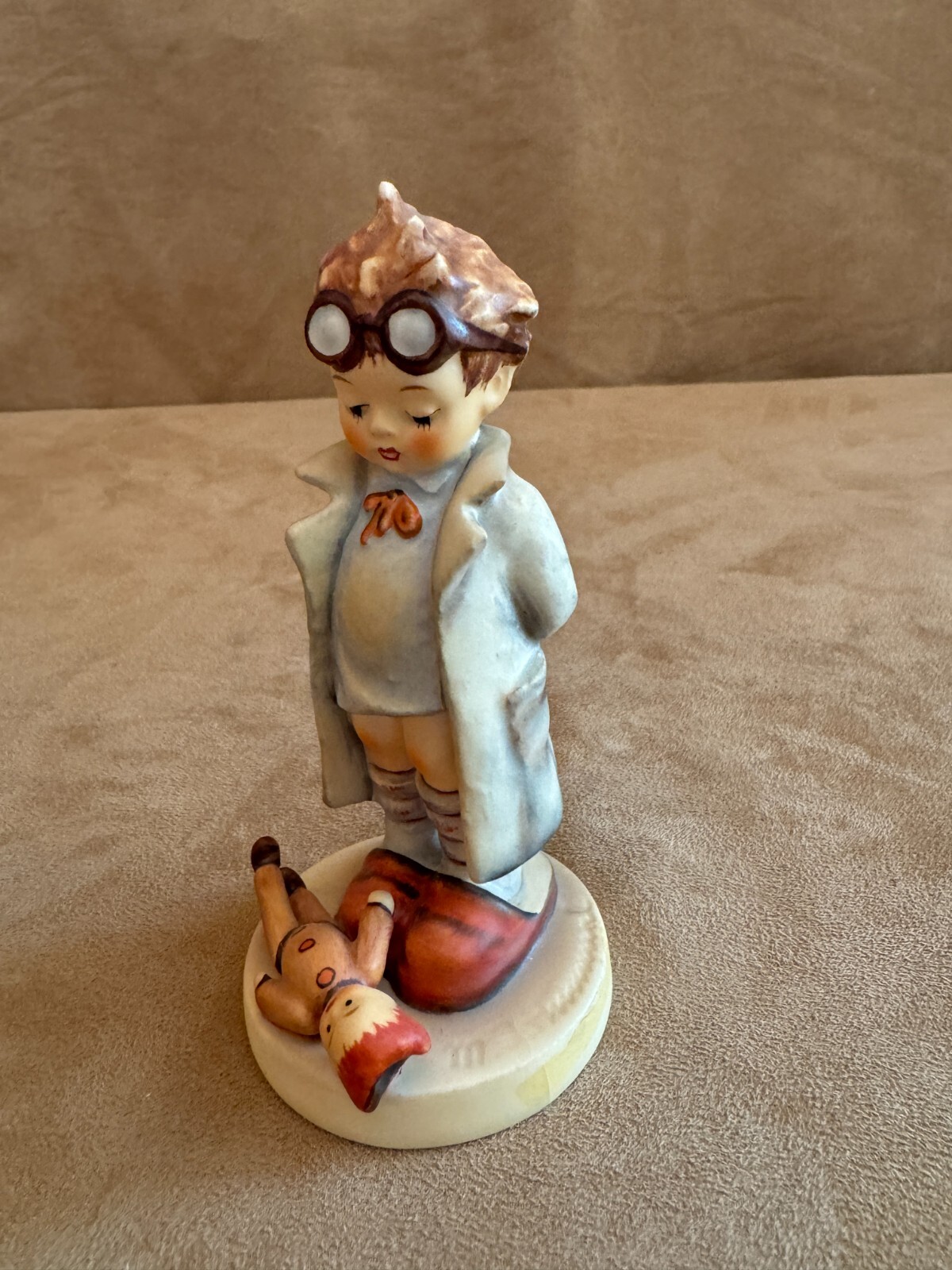 Hummel The Doctor Figurine Goebel 127 Boy with goggles Vintage Dr. with ...