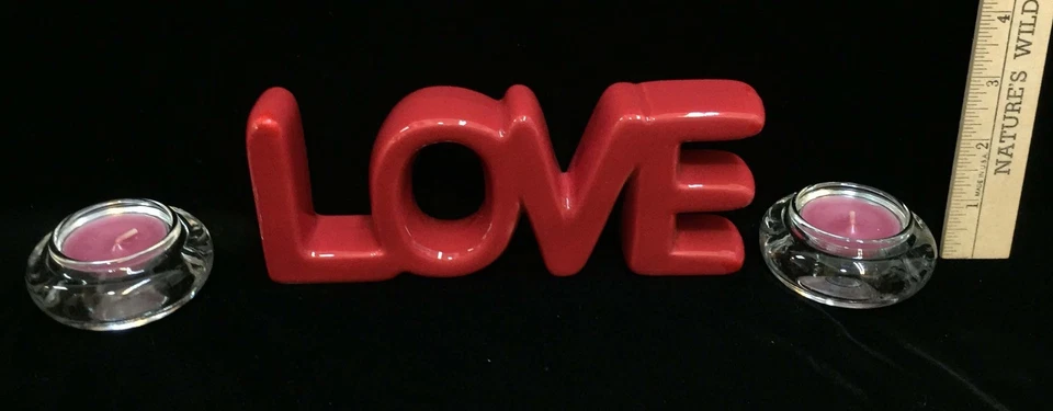 Lote de 7 CD de mesa confeti de vidrio con candelabros de palabra "AMOR" de San Valentín Foto 3 de 4