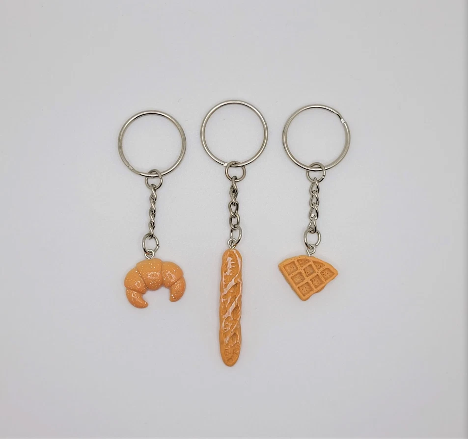 Llavero de panadería 3 piezas, encanto de panadería, croissant, baguette, llavero gofre, pan Foto 2 de 4