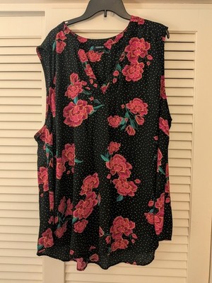 Torrid Size 4 Sleeveless Blouse V neck Red and Black EUC