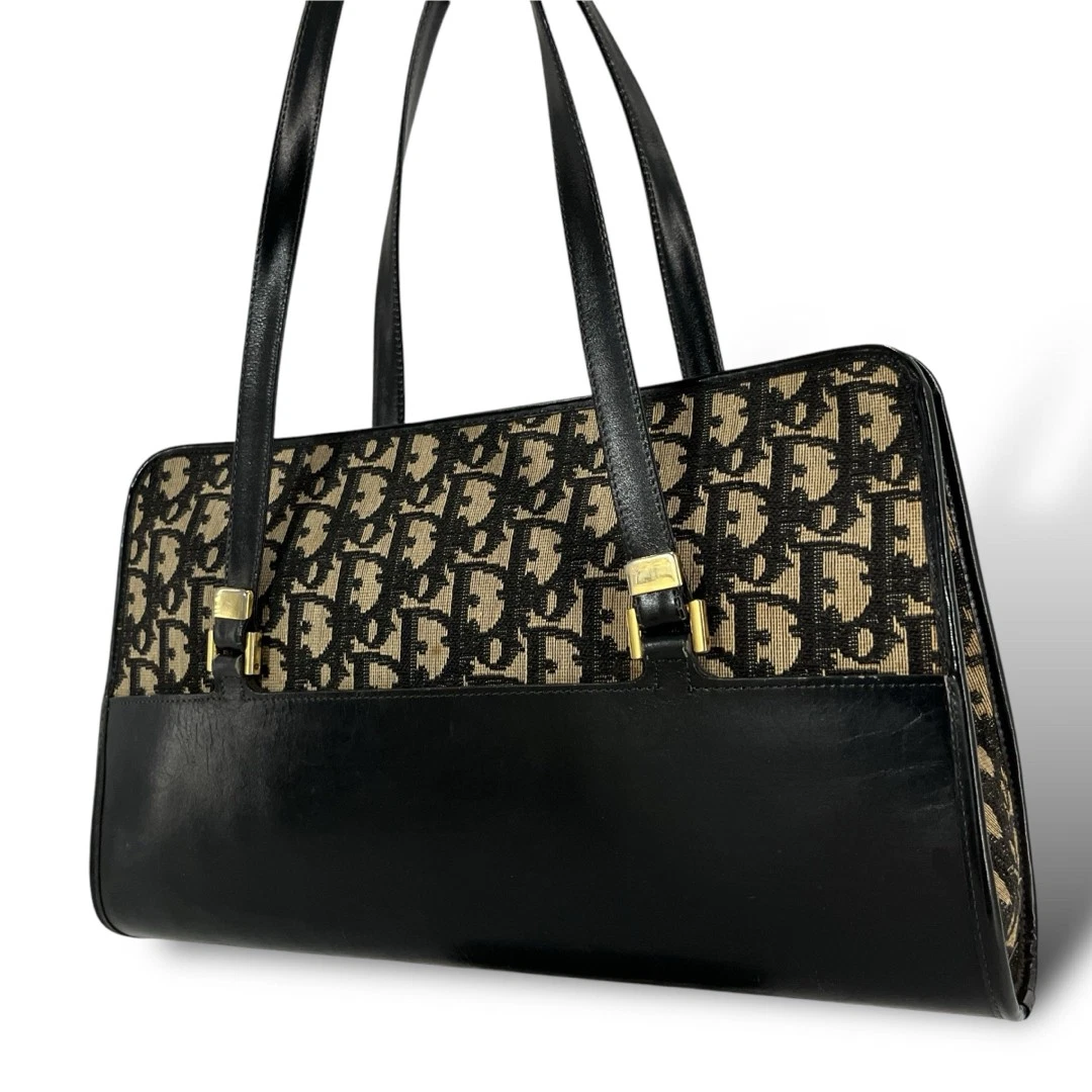Sac à main trotteur Christian Dior noir logo plaque vintage bandoulière 327H