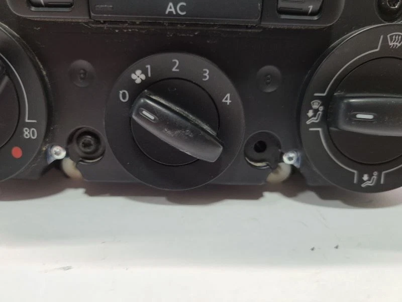 VOLKSWAGEN PASSAT 2006-2009 CONTROL DE TEMPERATURA 1K0820047EC Foto 3 de 4