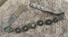Concho Belt 31 Silver Tone Pearl Center Gray Snaps Southwestern Metal