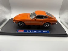 1:18 Sun Star 1972 Datsun 240z orange mint vintage rare Nissan fairlady