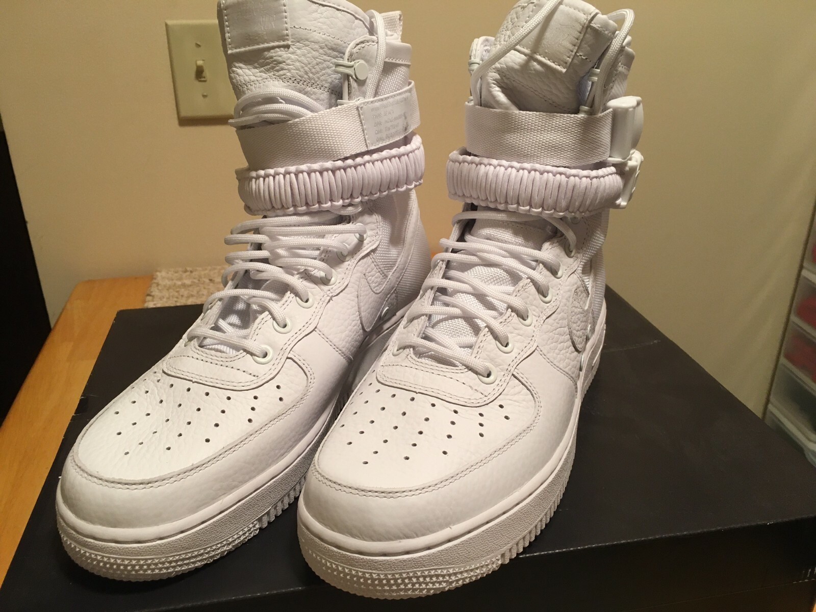 NIKE SF AF1 QS SPECIAL FIELD AIR FORCE 1 TRIPLE WHITE SZ 10 Men&#039;s Mens eBay