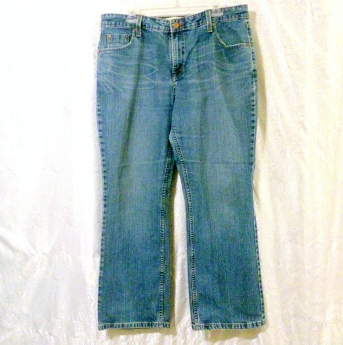 Levi Strauss Signature Women's Jeans Bootcut Medium Wash Size 16S W38 X L29 - Picture 2 of 6