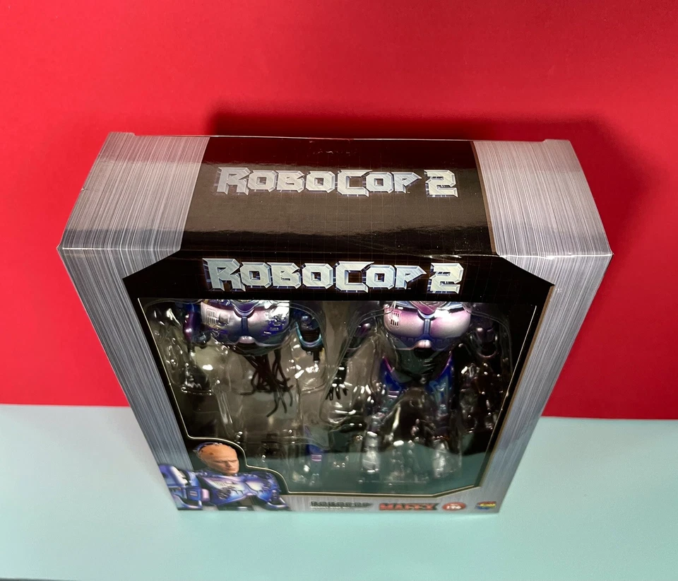 2023 Medicom Toy Mafex - Robocop 2 - ROBOCOP (Murphy Head Ver.) Figure No. 196 - Image 4 of 4
