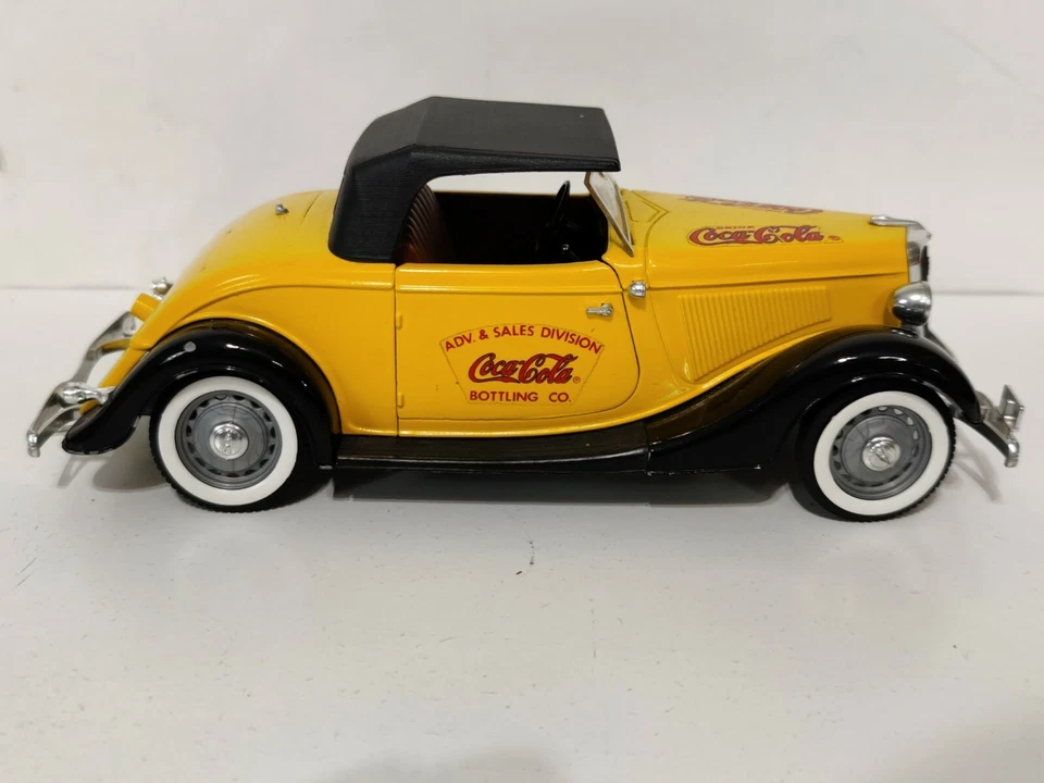 Solido 1934 Ford V8 119 CocaCola Diecast Made In France 1:19 Scale - Image 3 of 4