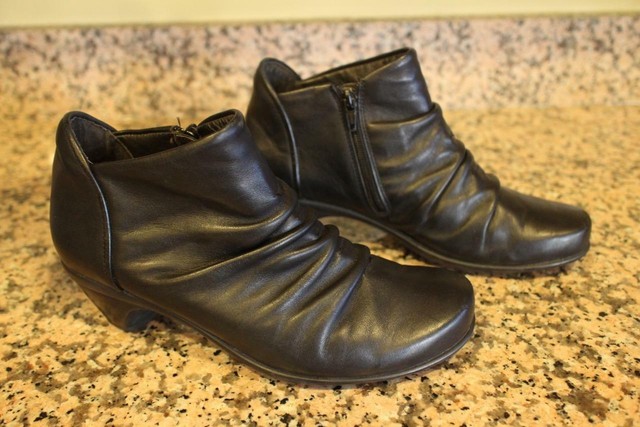 naot advance ankle boot