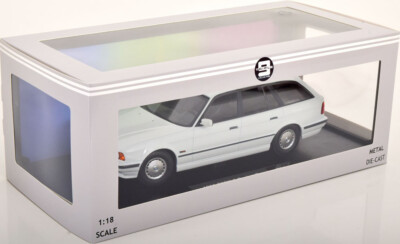 BMW 5ER SERIE 5 E34 TOURING Weiß 1996 TRIPLE9 T9-1800404 1:18 LHD Weiß Kombi