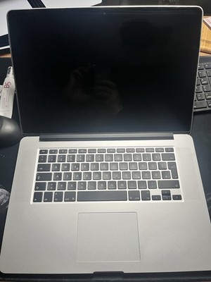 Macbook pro 15 Retina (Late 2013) i7 16gb 500gb ssd