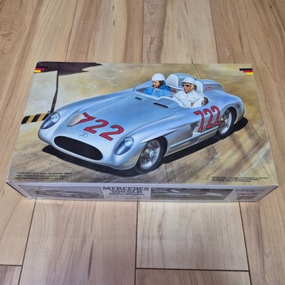 Fujimi 1:24th Scale Mercedes 300 SLR Mille Miglia Plastic model kit From Japan