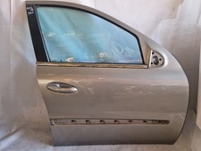 7ML* Mercedes ML W164 Tür vorne rechts Cubanitsilber 723 7ML* Mercedes ML W164 Tür vorne rechts Cubanitsilber 723