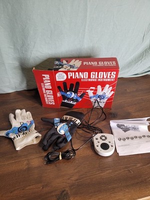 Piano Gloves Electronic Instrument Model 657 Fun Family Instrument Ages 7+ WORKS