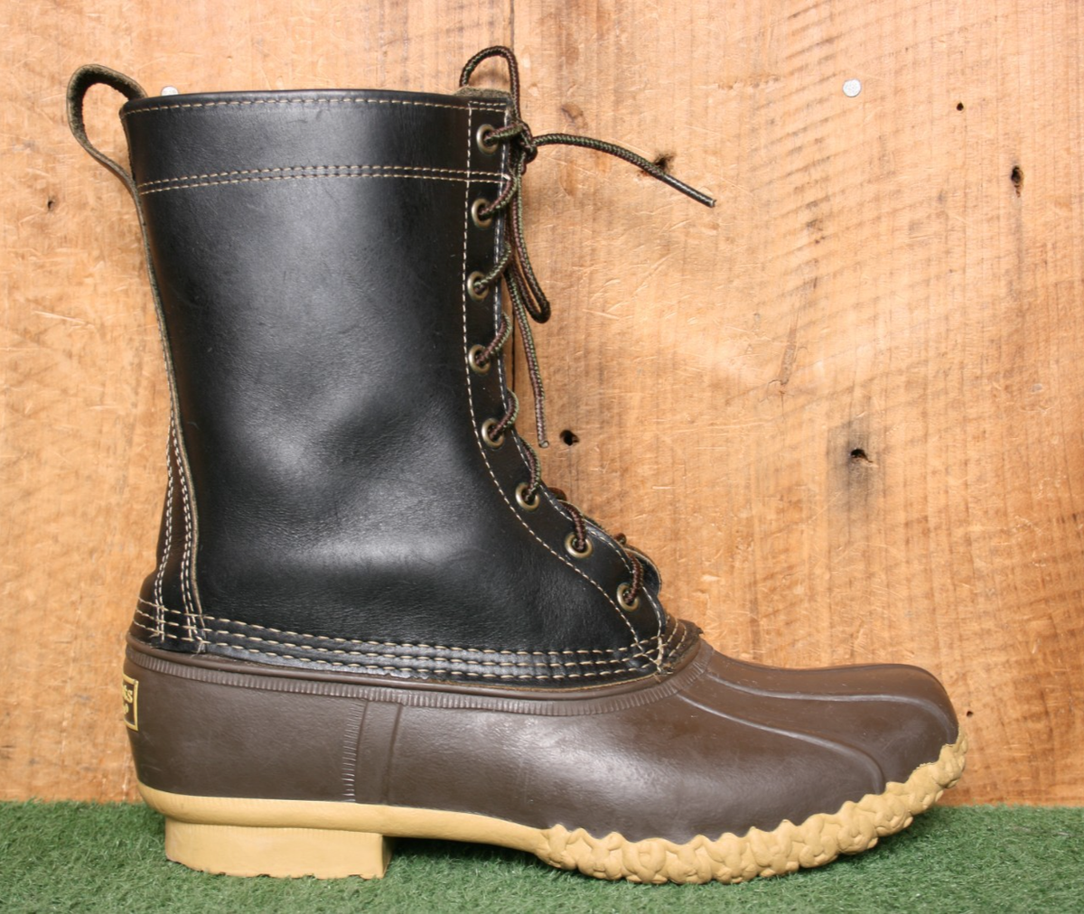 L.L. BEAN Brown Rubber Black Leather 8-Eye Unlined 10 display picture 2