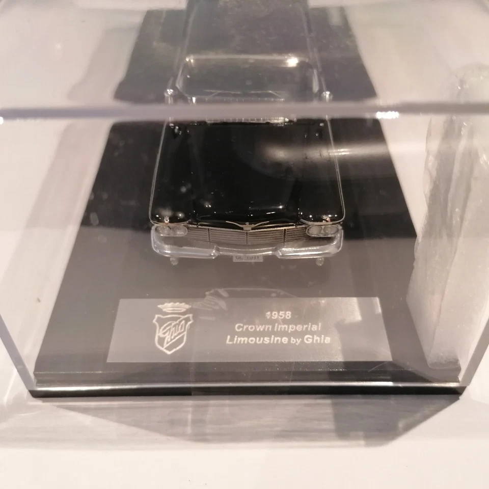 Modelos GLM 1:43 1958 Crown Imperial Limousine de Ghia con estuche edición limitada Foto 2 de 4