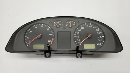 VW Passat 3B 1,8  Tacho Tachometer Kombiinstrument  3B0919861BX  (15)