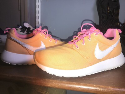 Nike Air Roshe One Atomic Mango 6 Youth 7.5 Women