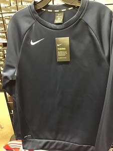 nike therma shirt