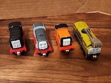 Thomas  Friends Take N Play Diecast Diesel Lot 4-Diesel, Dennis,Rusty,Diesel 10