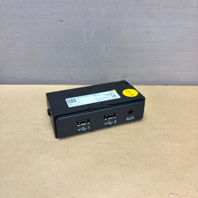 2017-2025 GENUINE AUDI Q7 CONSOLE DUAL USB AUX PORT INTERFACE UNIT ASSY OEM
