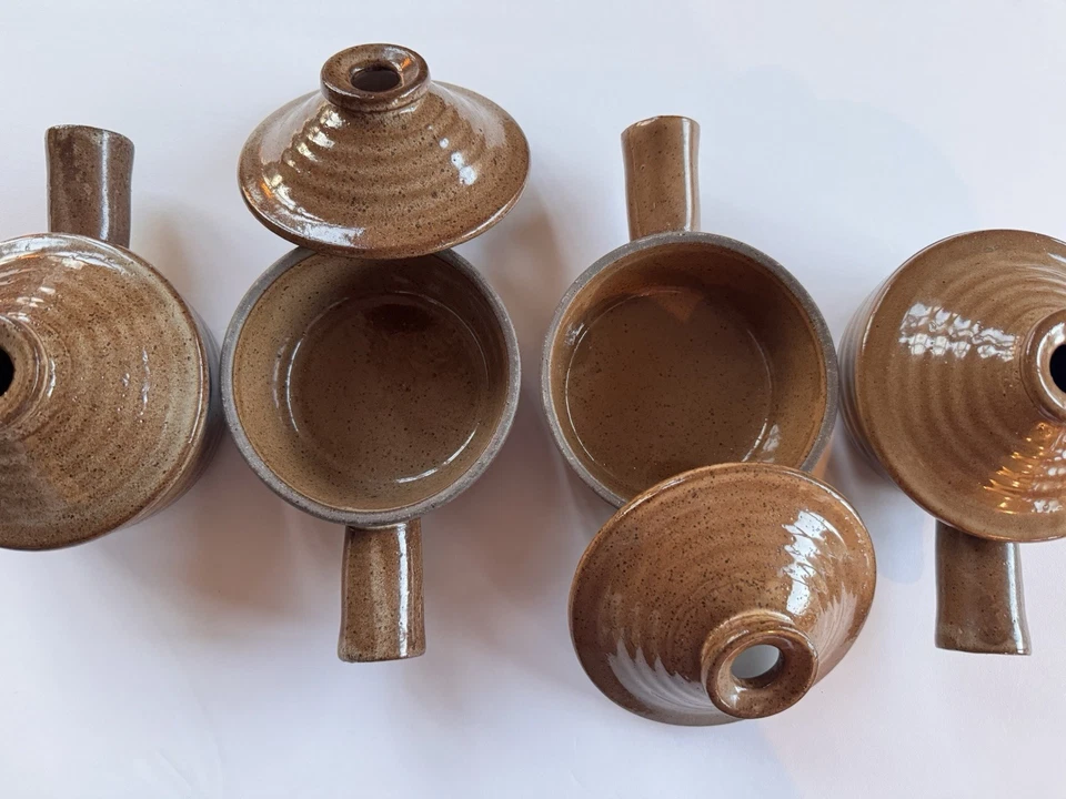 Set of 4 Vintage Brown Covered French Onion Soup Crocks - Brown Stoneware - Image 2 of 4