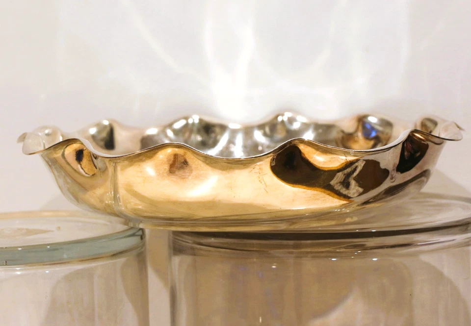 Plato de manzana empalado Reed & Barton de 10 3/4" de diámetro 115 plateado festoneado Foto 2 de 4