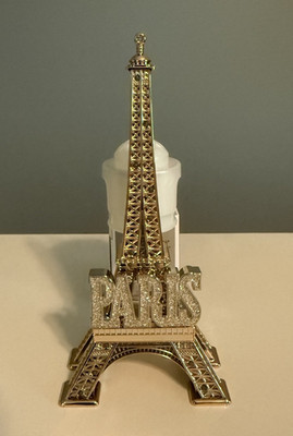 Bath & Body Works GOLD Paris Eiffel Tower Light Up Wallflower Plug In ~ NWT!