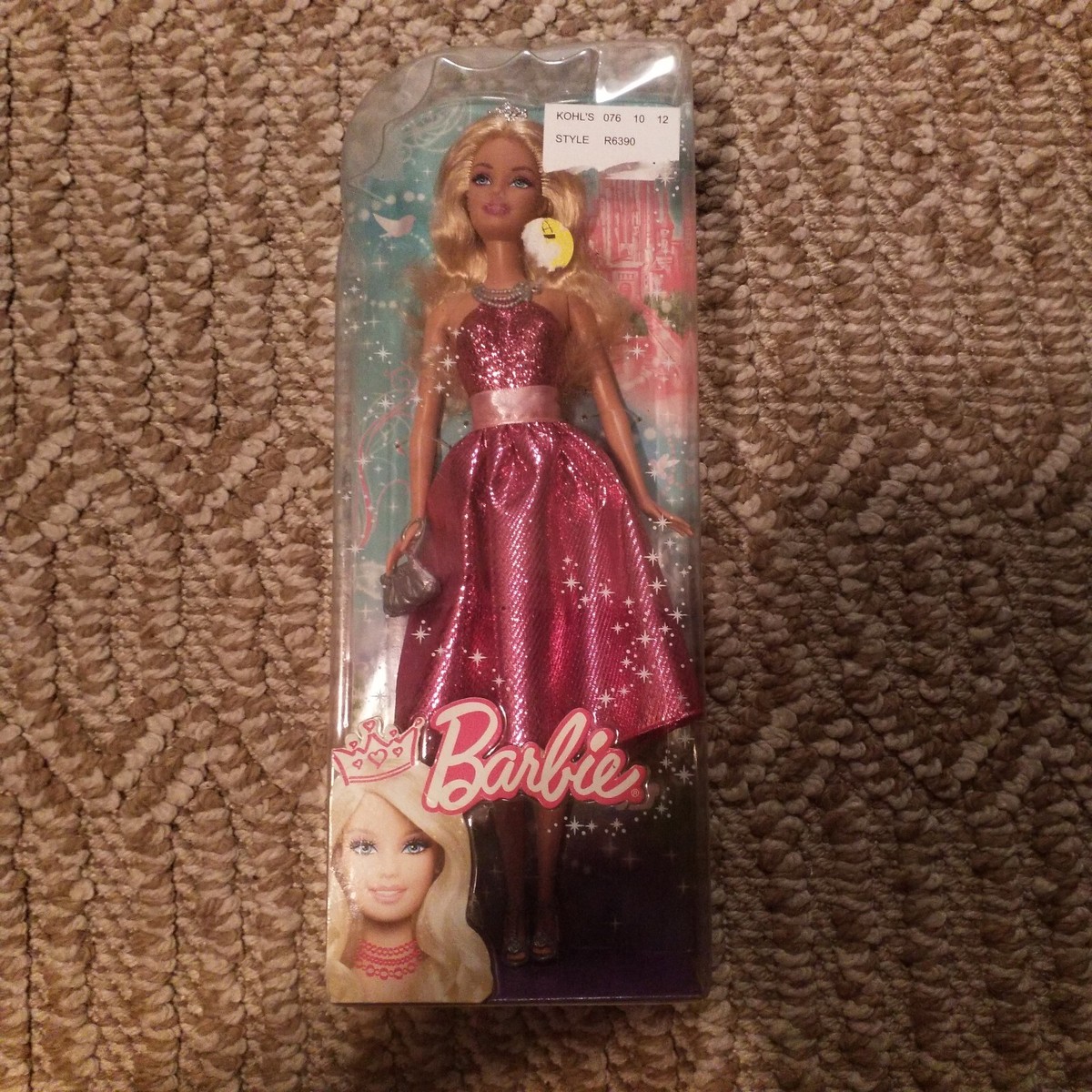 2010 Series Mattel Dazzling Beautiful Barbie Princess Doll Pink Glitter Dress 2010 Series Mattel Dazzling Beautiful Barbie Princess Doll Pink Glitter Dress