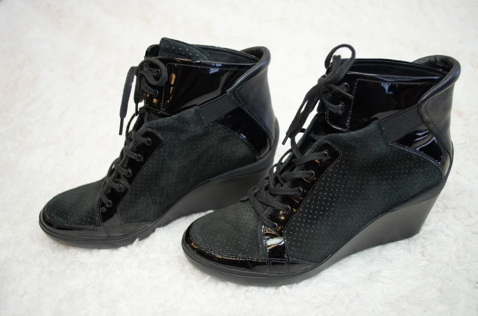 Botas Deportivas TSUBO Negras Gamuza Charol Dess Parte Superior Alta Cuña 10 EE. UU. 8,5 UK Foto 2 de 4