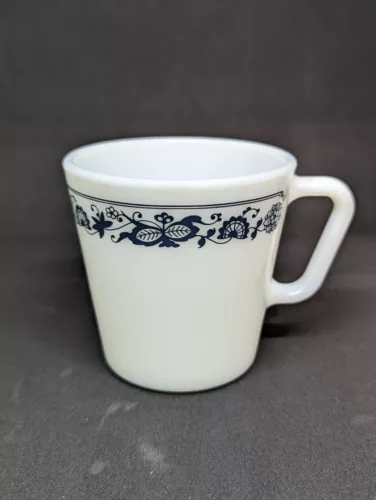 Vintage Pyrex 1410 Coffee Mugs Old Town Blue Onion Milk Glass Cup