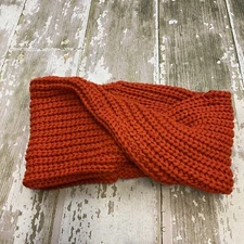 David and Young Knitted Winter Scarf Wrap Warm Sustainable Fashion Rust Color