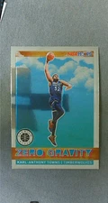 2019-20 Hoops Premium Stock Zero Gravity #17 Karl-Anthony Towns Timberwolves