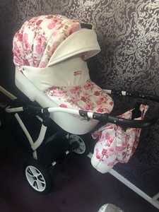 pushchair with carrycot