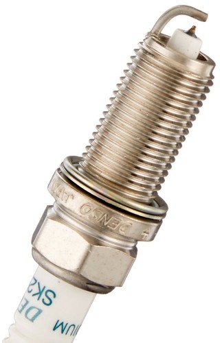 DENSO SK20HR11 (3421) - Iridium Long Life Plugs; BUICK CADILLAC INFINI, Single - Picture 2 of 3