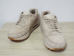 nike air max beige suede