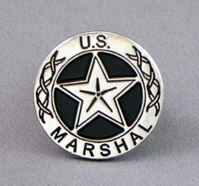 US MARSHAL EMAILLE PIN BADGE - NEU