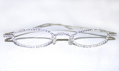 OVAL SLIM READING GLASSES W/ CASE CLEAR READERS MADE WITH SWAROVSKI CRYSTAL NEW