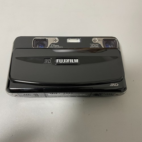 Fujifilm Fuji FinePix REAL 3D W1 10.0MP Compact Digital Camera Movie Body Only - Picture 9 of 9