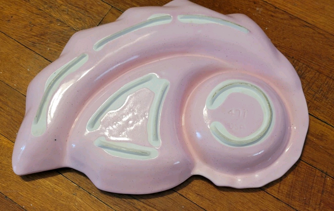 Vintage Hoenig California Pottery Divided Serving Dish Chip Dip 471 Pink w Lid 