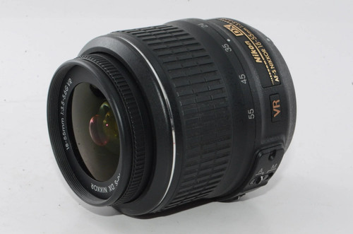 Nikon Exterior Premium Standard Zoom Lens AF-S DX NIKKOR 18-55mm F3.5-5.6g Used